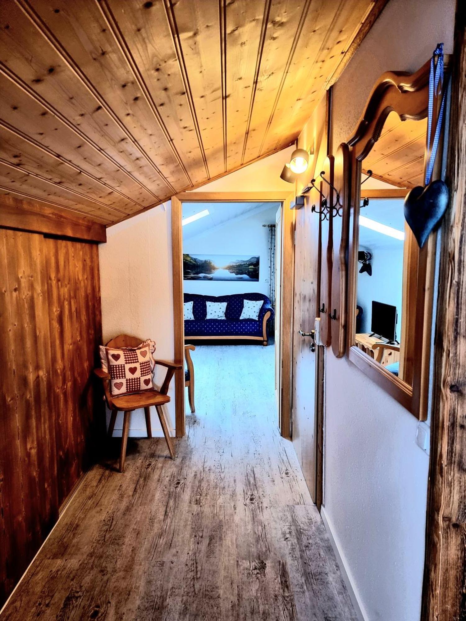 Seehotel Hartung & Ferienappartements Füssen Pokoj fotografie